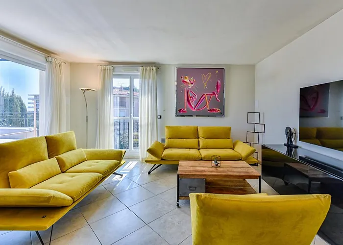 Happyfew Penthouse Lucia Apartman *