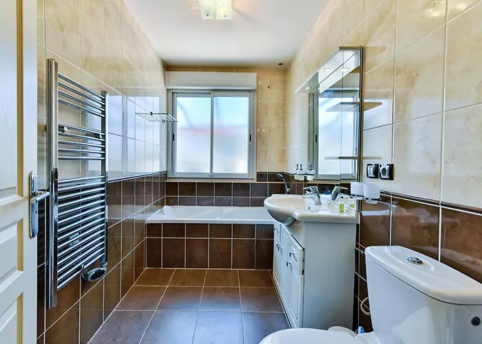 Happyfew Penthouse Lucia Apartman *